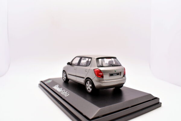 Modellino auto scala 1:43 Skoda fabia diecast modellismo da collezione - immagine 4