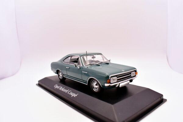 Modellino auto scala 1:43 Opel rekord coupe Maxichamps diecast modellismo da collezione - immagine 4
