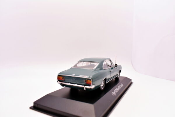 Modellino auto scala 1:43 Opel rekord coupe Maxichamps diecast modellismo da collezione - immagine 5