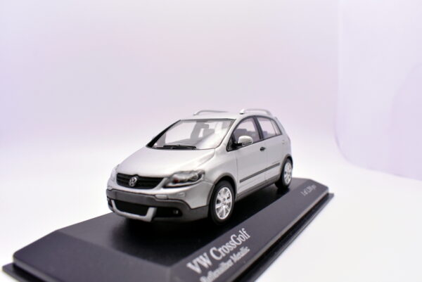 Modellino auto scala 1:43 VW cross golf minichamps diecast modellismo da collezione - immagine 3
