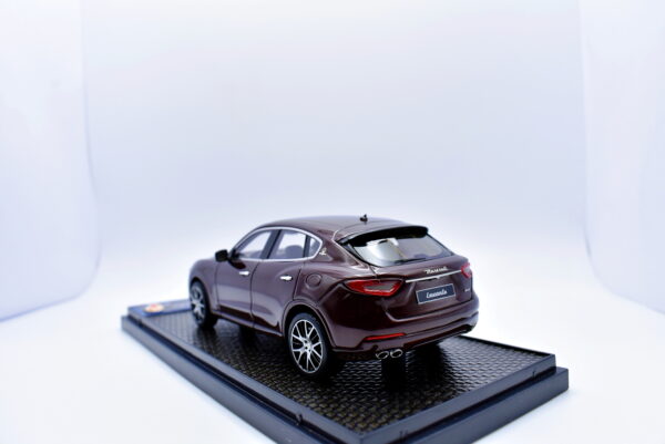 Modellino auto scala 1:43 BBR Maserati levante modellismo statico - immagine 5