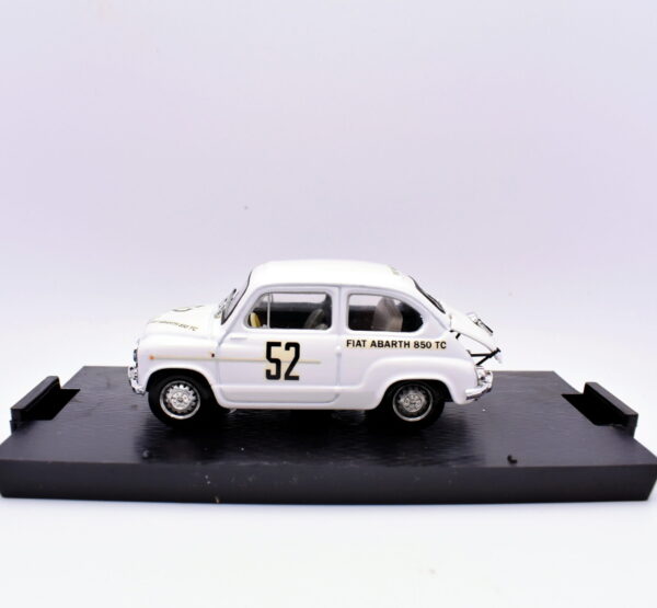 Modellino auto rally scala 1:43 Fiat Abarth 850 TC BRUMM modellismo statico