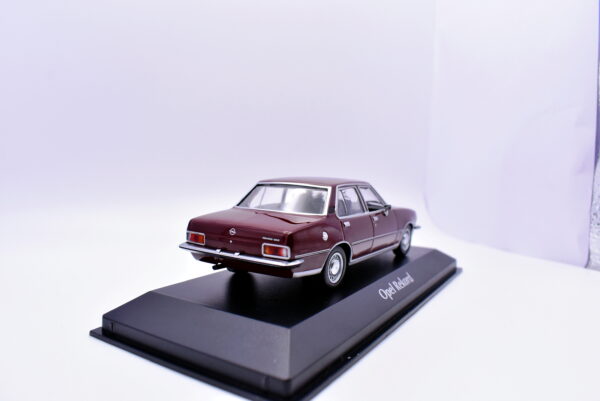 Modellino auto scala 1:43 Opel rekord Maxichamps diecast modellismo da collezione - immagine 2