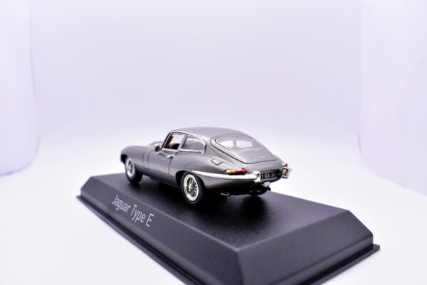 Modellino auto scala 1:43 Jaguar type e norev diecast modellismo statico da collezione - immagine 2