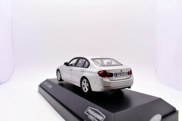 Modellino Auto Scala 1:43 BMW 3 Series paragon diecast modellismo statico - immagine 2