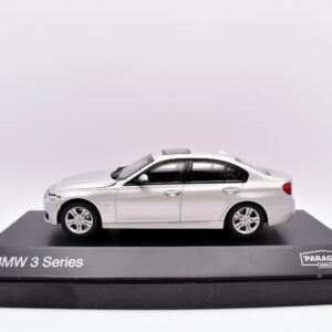 Modellino Auto Scala 1:43 BMW 3 Series paragon diecast modellismo statico