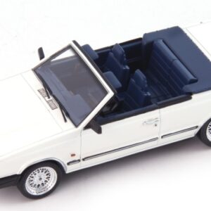 Modellino auto scala 1:43 VOLVO 760 GLE MELLBERG WHITE diecast modellismo statico