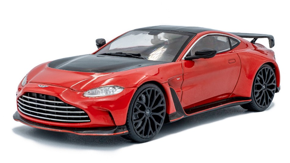 Modellino auto scala 1:43 Solido  ASTON MARTIN VANTAGE V12 2023 SCORPUS RED diecast modellismo statico