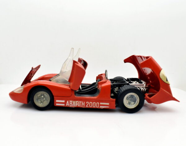 Modellino auto racing scala 1:25 Abarth 2000 N584 politoys diecast modellismo statico