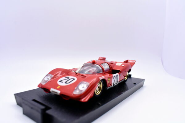 Modellino auto scala 1:43 Ferrari HP 550 racing Brumm diecast modellismo statico - immagine 2