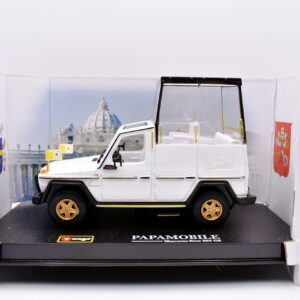 Modellino auto scala 1:43 papa mobile Mercedes benz 230 GE diecast modellismo statico da collezione