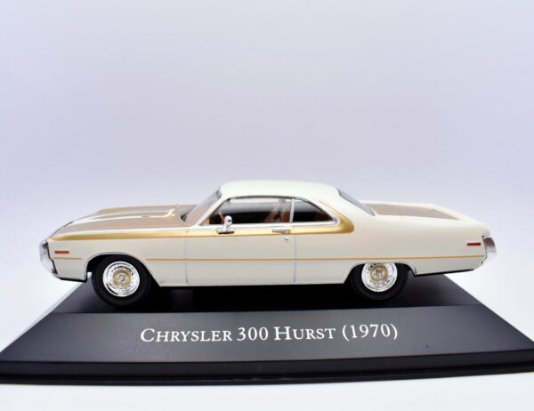 Modellino auto americane scala 1:43 Chrysler 300 hurst diecast modellismo da collezione