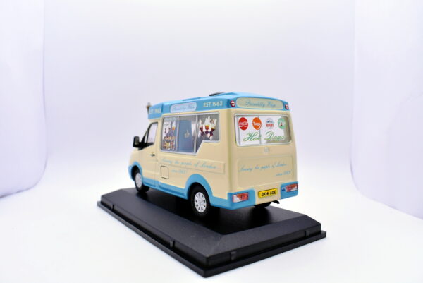 Modellino auto scala 1:43 whitby mondial ice cream piccadilly whip car modellismo statico - immagine 4
