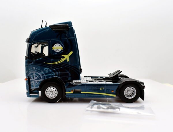 Modellino camion scala 1:43 tracteur iveco stralis eligor modellismo statico