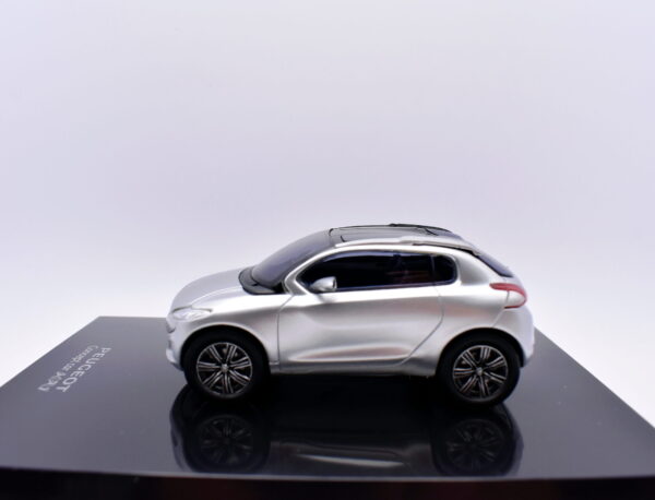Modellino auto scala 1:43 peugeot concept car norev diecast modellismo statico da collezione