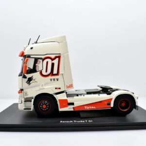Modellino camion scala 1:43 tracteur renault T eligor modellismo statico