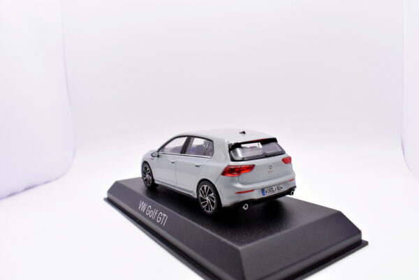 Modellino auto scala 1:43 VW Golf GTI norev diecast modellismo statico da collezione - immagine 5
