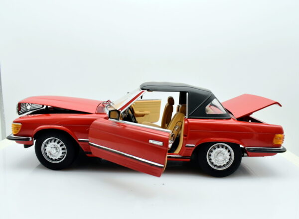 Modellino auto scala 1:18 Mercedes benz 350 SL Sun Star diecast modellismo da collezione