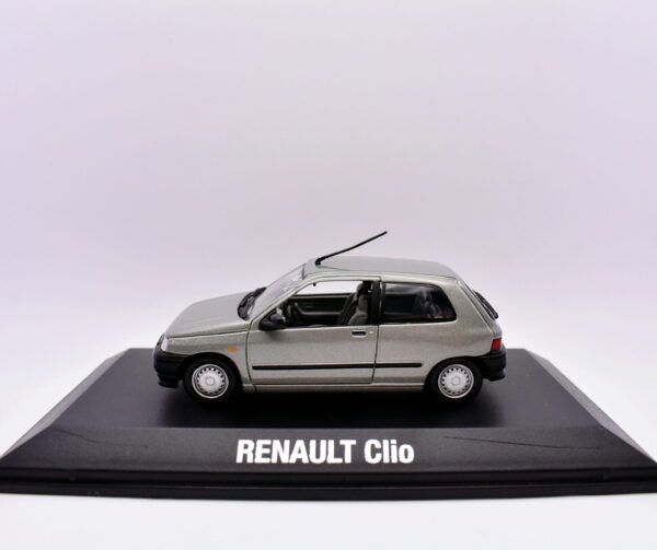Modellino auto scala 1:43 renault clio norev diecast modellismo statico da collezione
