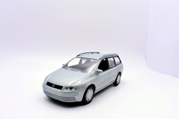 Modellini auto da collezione scala 1:43 FIAT STILO STATION WAGON norev diecast modellismo statico - immagine 3