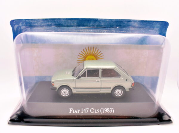 Modellino auto scala 1:43 FIAT 147 Cl5 diecast collezione da edicola ixo
