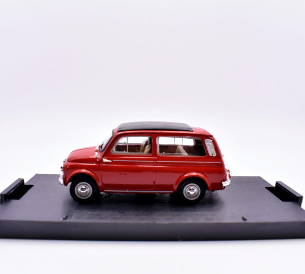 Modellino auto scala 1:43 Fiat 500 giardiniera Brumm diecast modellismo statico