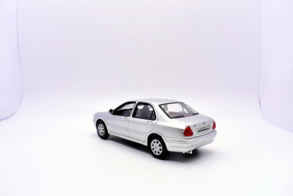 Modellino auto scala 1:43 lancia lybra solido diecast modellismo statico da collezione - immagine 5
