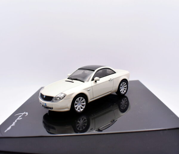Modellino auto scala 1:43 lancia fulvia norev diecast modellismo statico da collezione