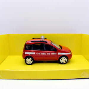 Modellino auto pompieri scala 1:43 Fiat panda VIGILI DEL FUOCO diecast modellismo da collezione