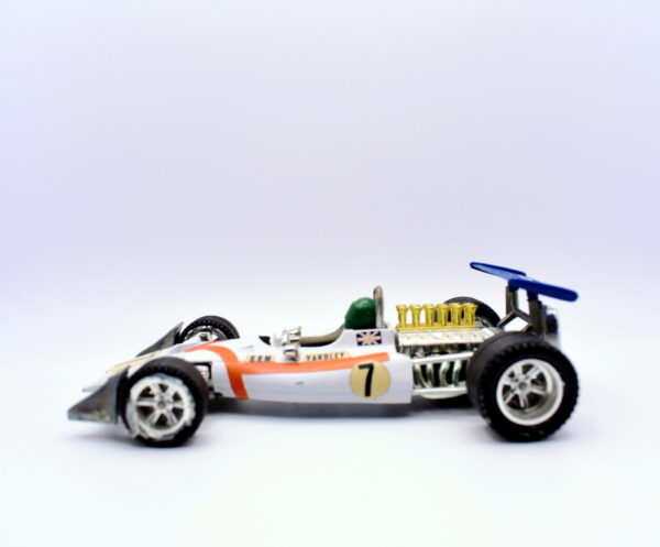 Modellini auto FORMULA 1 1:28 BRM P 160 GRAN PRIX mebetoys modellismo