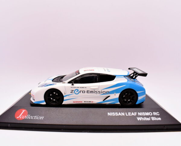 Modellino auto Nissan leaf A scala 1:43 racing collection diecast modellismo