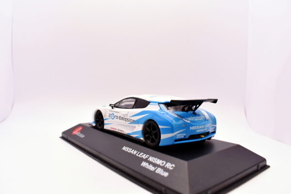 Modellino auto Nissan leaf A scala 1:43 racing collection diecast modellismo - immagine 3