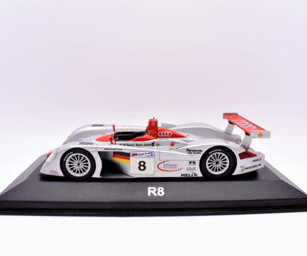 Modellino auto Audi R8 Minichamps racing scala 1:43 diecast modellismo