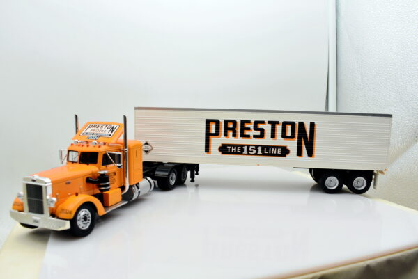 Modellino camion scala 1:43 peterbilt 350 modellismo statico ixo