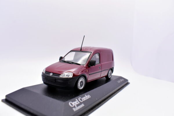 Modellino auto scala 1:43 opel combo minichamps diecast modellismo da collezione - immagine 3