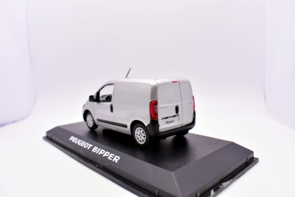 Modellino Auto scala 1:43 furgone peugeot BIPPER Norev modellismo statico - immagine 4