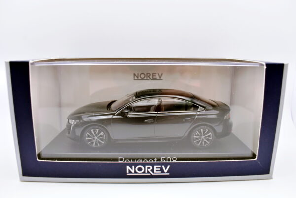 Modellino Auto Scala 1:43 Peugeot 508 Norev modellismo statico - immagine 2