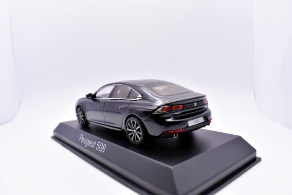 Modellino Auto Scala 1:43 Peugeot 508 Norev modellismo statico - immagine 4