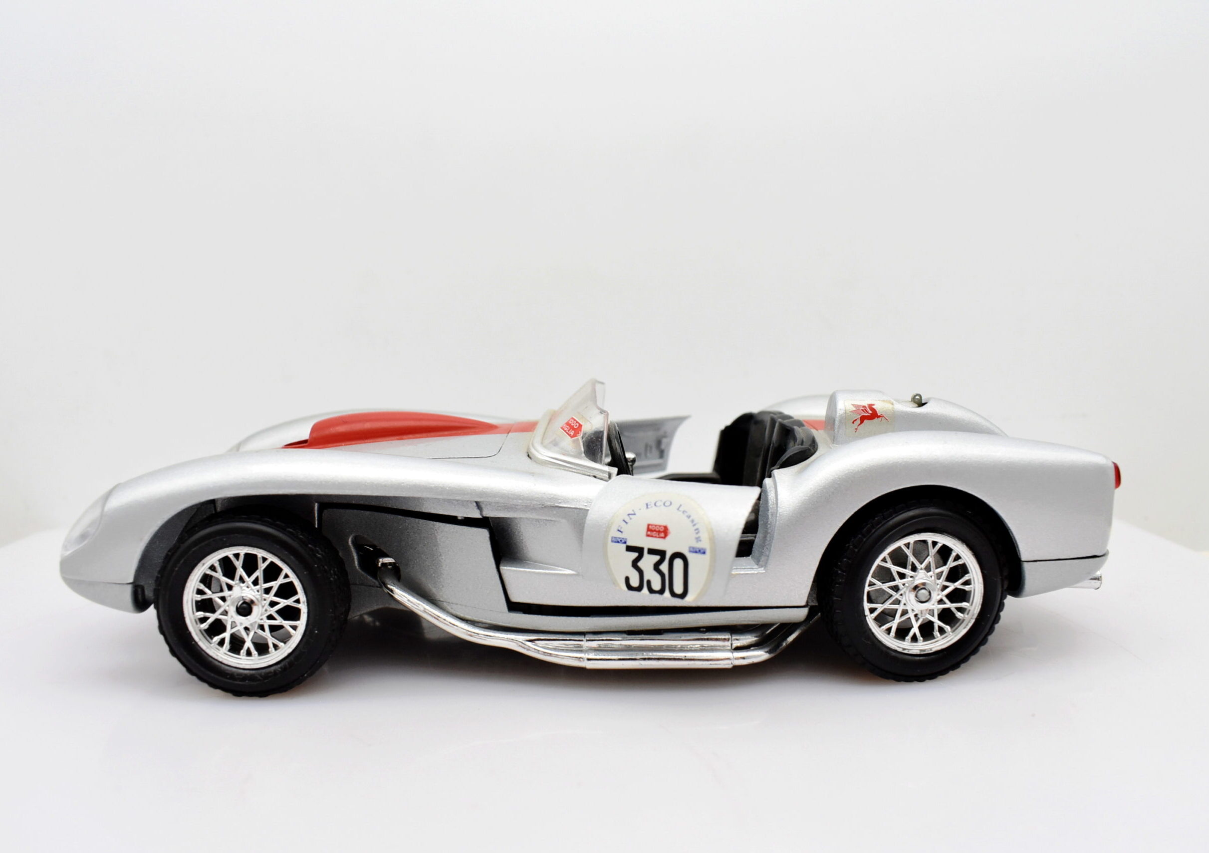 Kyosho Ferrari 250 GTO, No.22, 24h Le Mans 1962, 1:18 | Model Car World