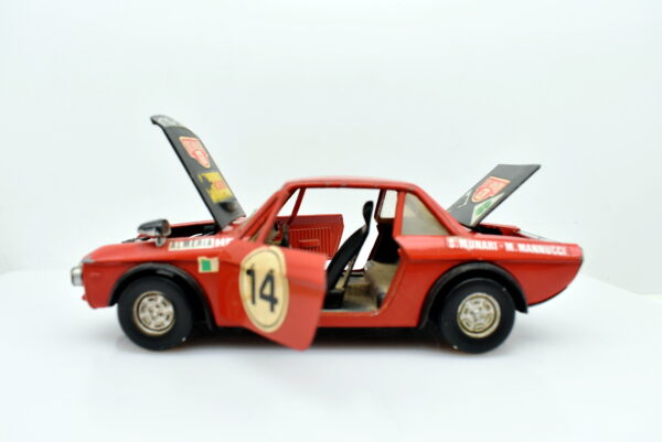 Modellino auto rally 1:25 1:24 lancia fulvia 1600 HF politoys modellismo statico - immagine 2