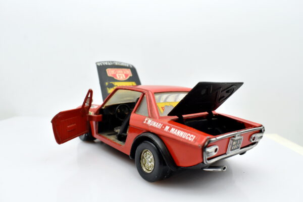 Modellino auto rally 1:25 1:24 lancia fulvia 1600 HF politoys modellismo statico - immagine 4