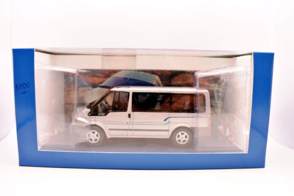 Modellino auto scala 1:43 furgone Ford transit minichamps diecast modellismo car - immagine 2