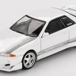 Modellino auto scala 1:64 Mini GT NISSAN SKYLINE GT-R (R32) VEILSIDE COMBAT C-I WHITE 2011 1:64 modellismo statico