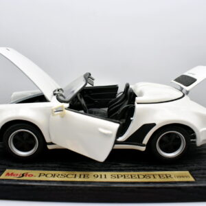 Modellino auto scala 1:18 porsche 911 speedster maisto diecast modellismo statico da collezione