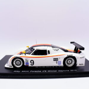 Modellino auto racing scala 1:43 riley MKXI porsche n 9 Spark modellismo statico