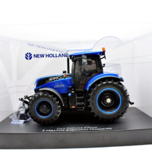 Modellino TRATTORE NEW HOLLAND T7.225 scala 1:32 modellismo diecast collezione