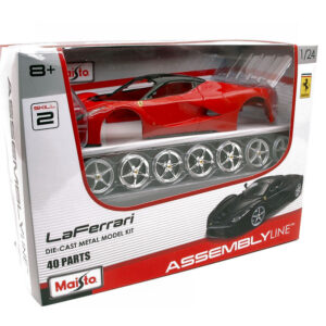 Modellino auto model kit di montaggio Maisto FERRARI LA FERRARI RED KIT 1:24 modellismo