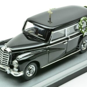 Modellino auto pompe funebri Rio MERCEDES 300D HEARSE FUNERAL CAR 1:43