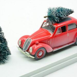 Modellino auto scala 1:43 Rio FIAT 1500 CHRISTMAS EDITION WFIGURE SANTA CLAUS diecast modellismo statico
