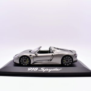 Modellino auto scala 1:43 Porsche 918 spyder minichamps diecast modellismo da collezione